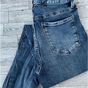 Jeans - Size 5 - High Rise Skinny

True craft brand